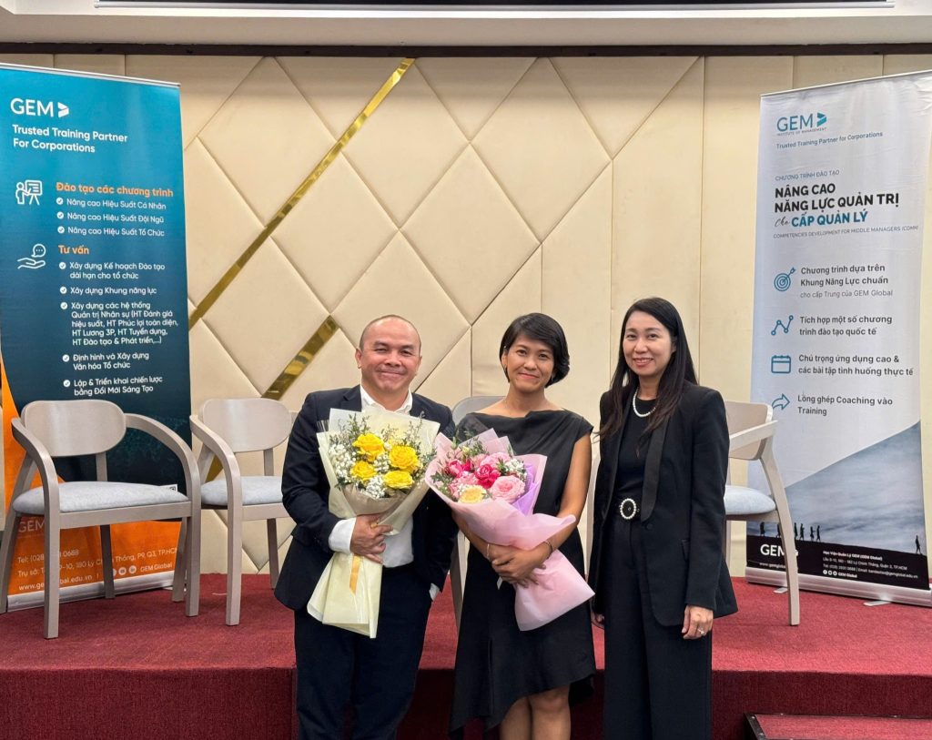 Hội thảo doanh nghiệp của GEM Global — đội ngũ tham dự và thực hành AI
